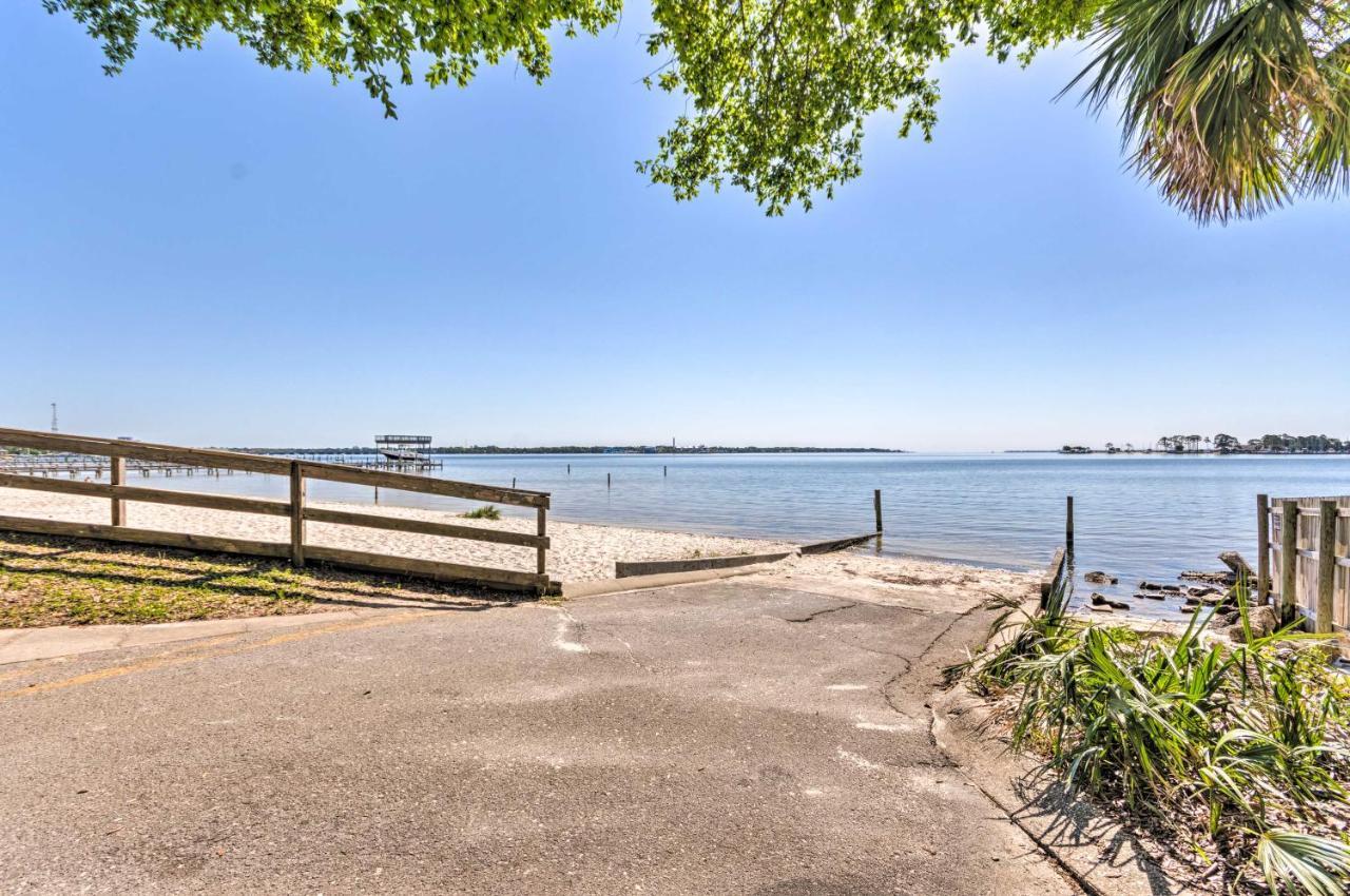 Fort Walton Coastal Retreat With Yard Walk To Beach 沃尔顿堡滩 外观 照片