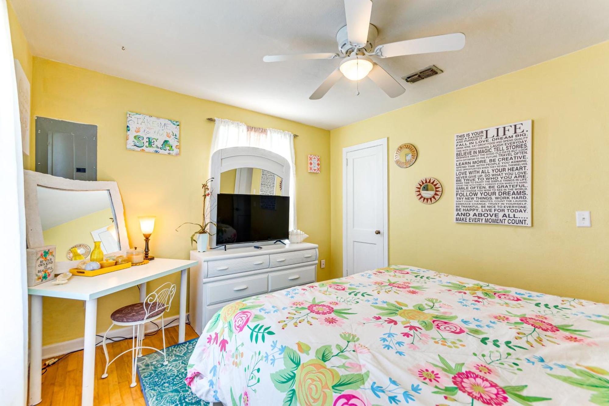 Fort Walton Coastal Retreat With Yard Walk To Beach 沃尔顿堡滩 外观 照片
