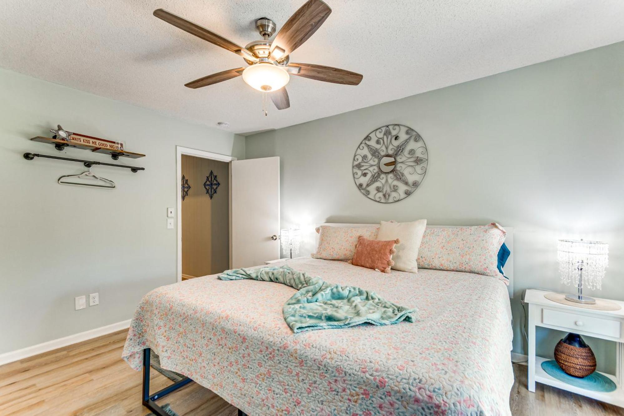 Fort Walton Coastal Retreat With Yard Walk To Beach 沃尔顿堡滩 外观 照片
